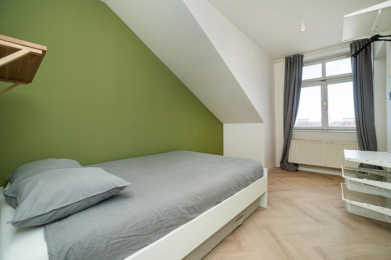 Big 4-bedroom Flat, Terrace With Great Vitkov View Апартаменти Прага